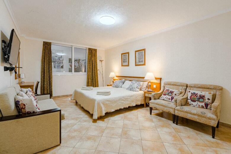 Villa Bougainvillea