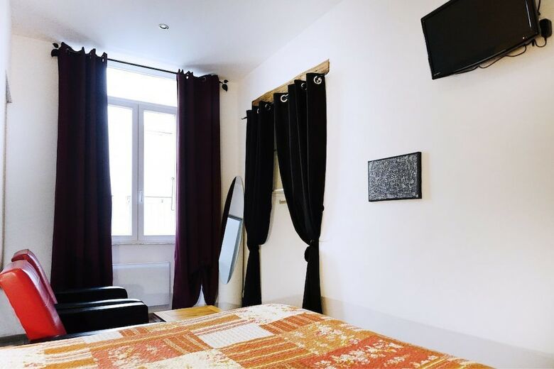 Bed & Breakfast La Re'belle