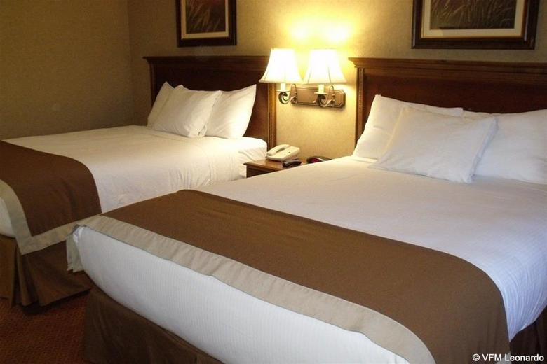 Grand Oaks Hotel