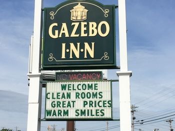 Hotel Gazebo Inn