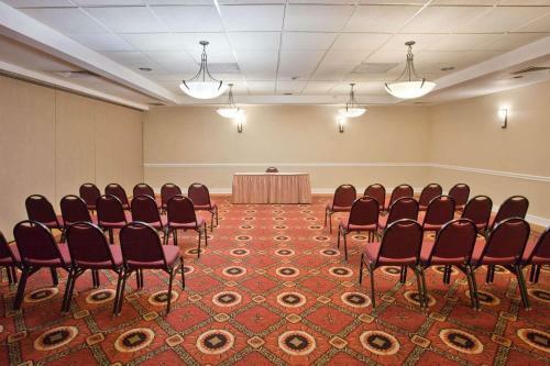 Hotel La Quinta Inn & Suites Downtown Conference Center