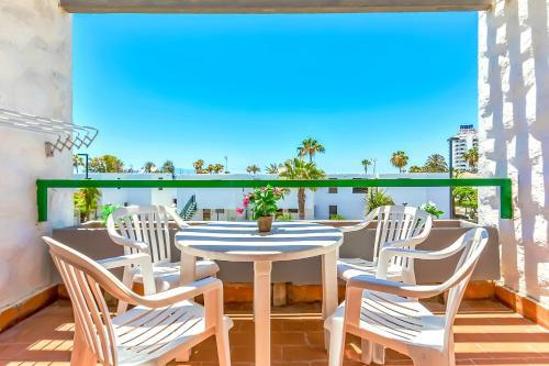 Apartamento Las Americas Two Bedroom With Amazing Pool