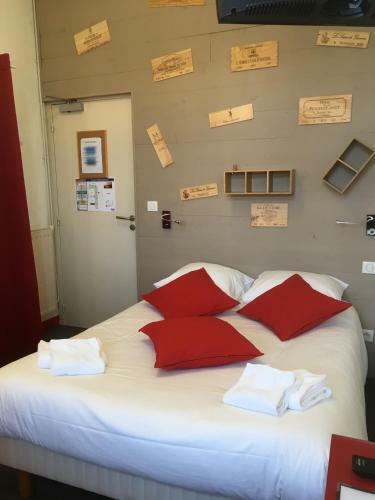 Hotel H�tel L'ostr�i