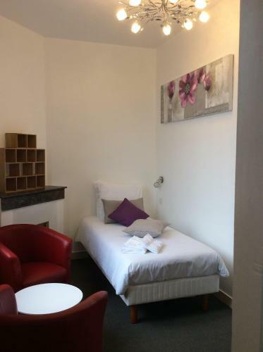 Hotel H�tel L'ostr�i