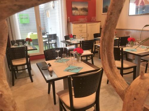 Hotel H�tel L'ostr�i