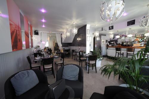Hotel H�tel L'ostr�i