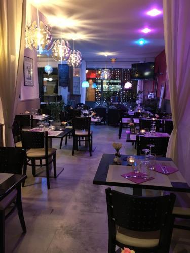 Hotel H�tel L'ostr�i