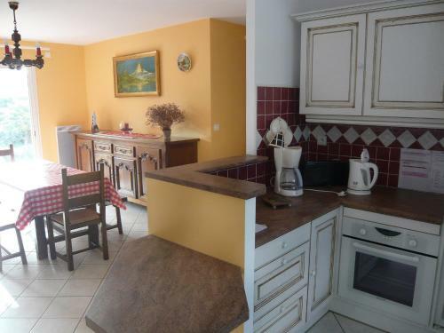 Holiday Home Les Bardi�res