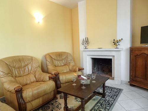 Holiday Home Les Bardi�res