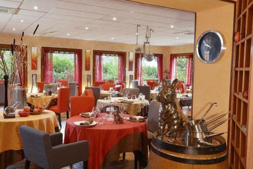 Logis Hotel Le Prieure