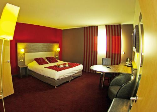 Hotel Kyriad Prestige Montpellier Ouest - Croix D'argent - A709