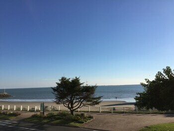 Hotel H�tel Beau Rivage