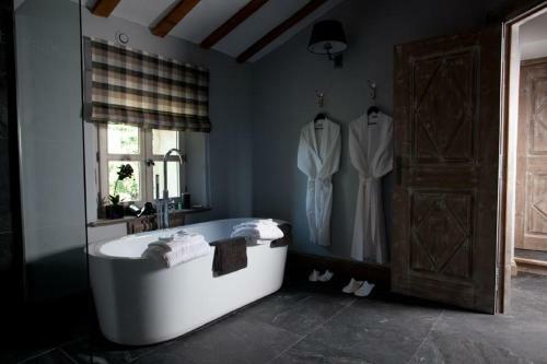Hostal La Bastide De Brurang�re