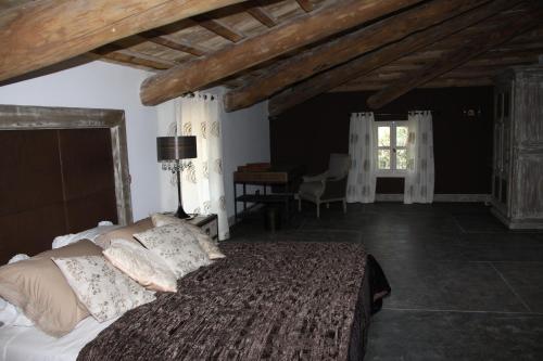 Hostal La Bastide De Brurang�re
