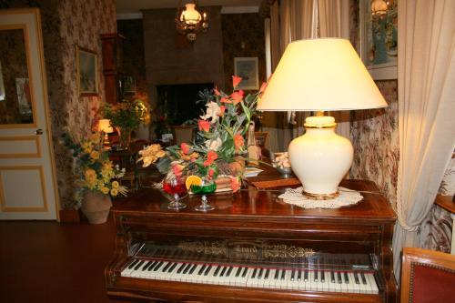 Hotel Relais Saint Roch Rest. La Petite Maison