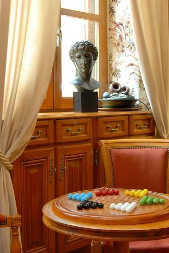 Hotel Relais Saint Roch Rest. La Petite Maison