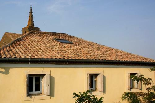 Mas De Bellegou Bed And Breakfast