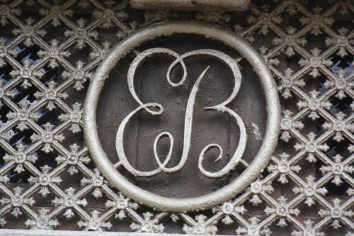 Mas De Bellegou Bed And Breakfast