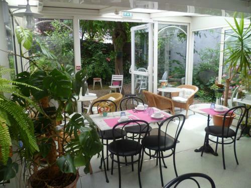 Hotel H�tel Beaus�jour