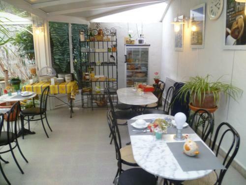 Hotel H�tel Beaus�jour