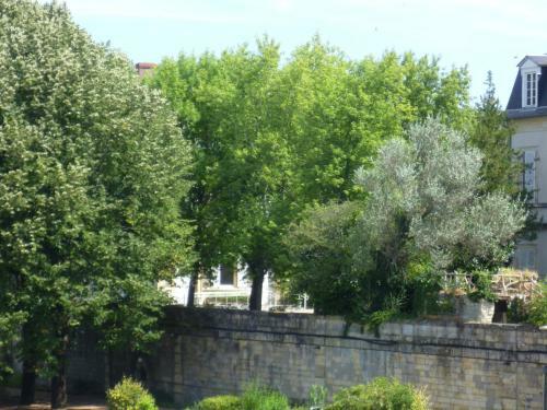 Hotel H�tel Beaus�jour
