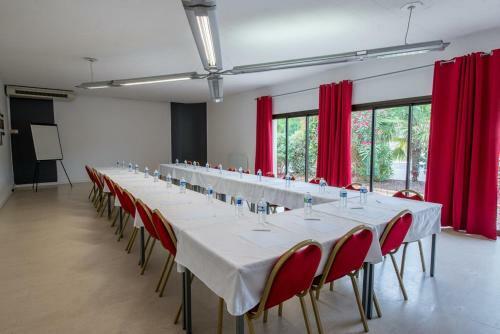 Hotel Citotel H�tel Le Capricorne