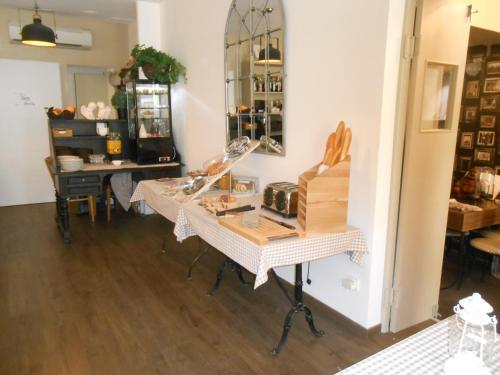 Hotel H�tel-restaurant "chez Carri�re"