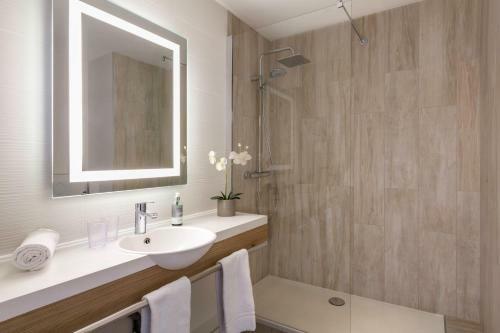 Best Western Les Bains Hotel Et Spa