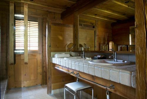 Hotel H�tel Les Servages D'armelle