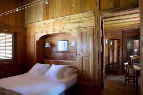 Hotel H�tel Les Servages D'armelle
