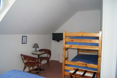 Hotel Aux Trois Jean
