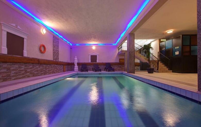 Hotel Canifor