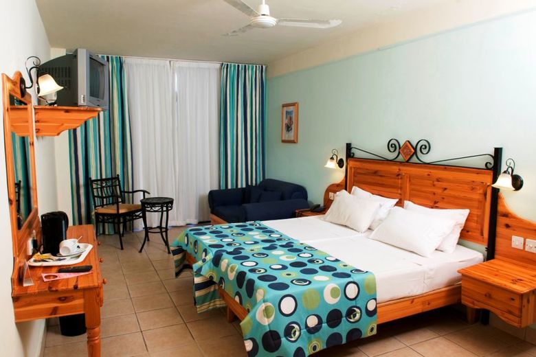 Sunflower Hotel