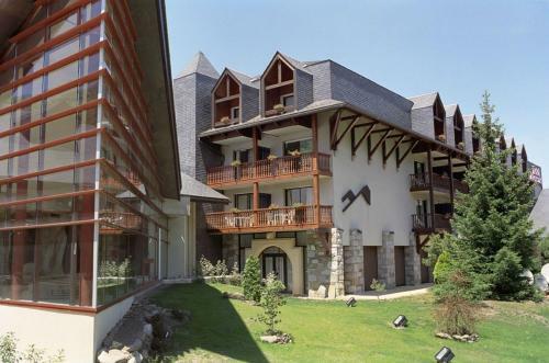 Hotel Mercure Sensoria De Saint-lary-soulan