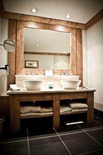 Hotel H�tel Les Barmes De L'ours