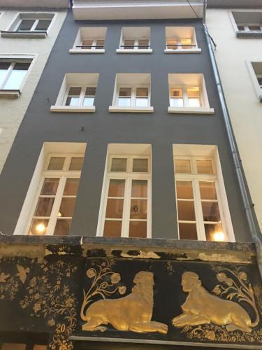 Apartamento Square Rooms 20