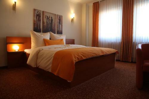 My City Hotel