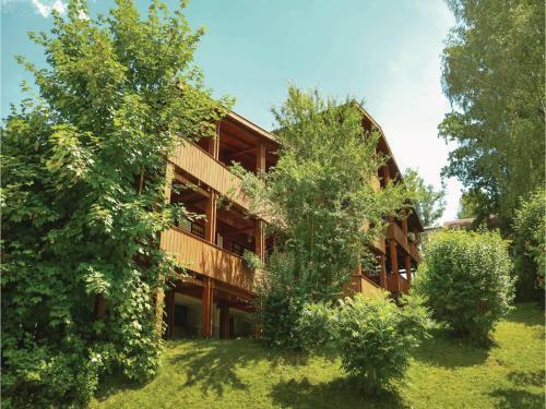Two-bedroom Apartment In Grafenwiesen