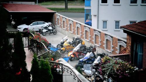 Hotel Und Pension Am Burchardikloster
