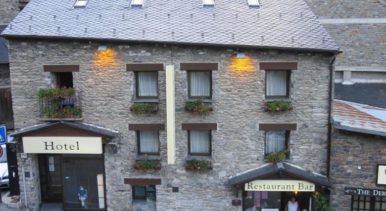 Hostal Micolau