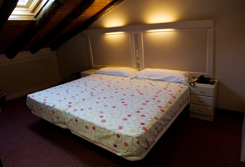 Hostal Micolau