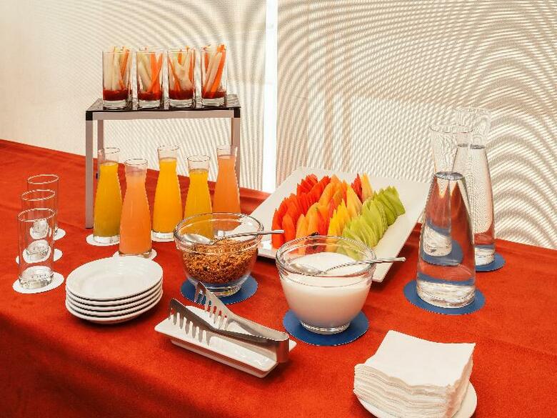 Hotel NH Collection M�xico City Airport T2