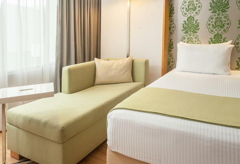 Hotel NH Collection M�xico City Airport T2