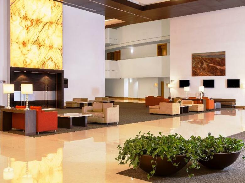 Hotel NH Collection M�xico City Airport T2