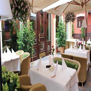 Hotel Podol Plaza