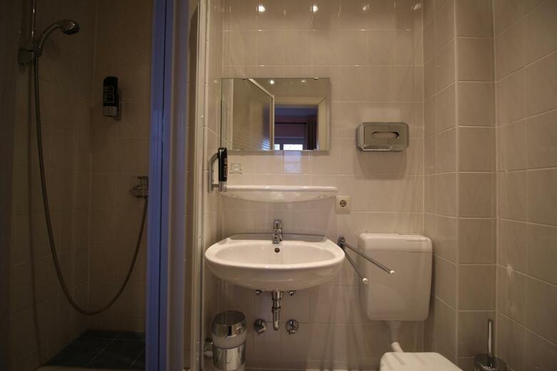 Hostal Landhaus Alt Reddevitz