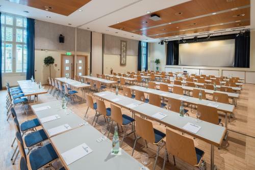 Best Western Wein- Und Parkhotel