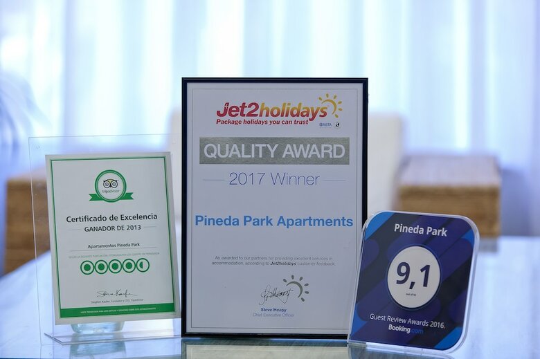 Aparthotel Pineda Park