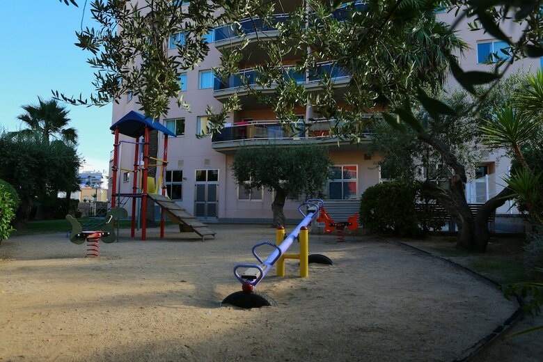 Aparthotel Pineda Park
