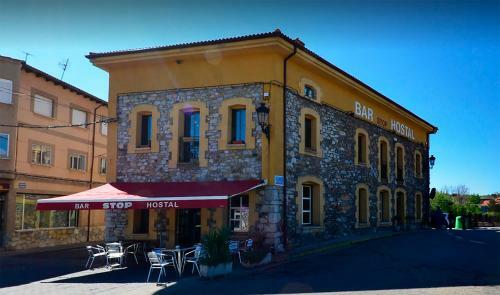 Hostal Bar Stop